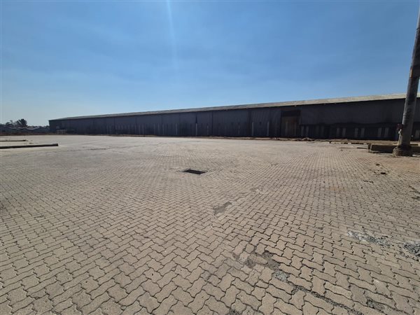 5 376  m² Industrial space