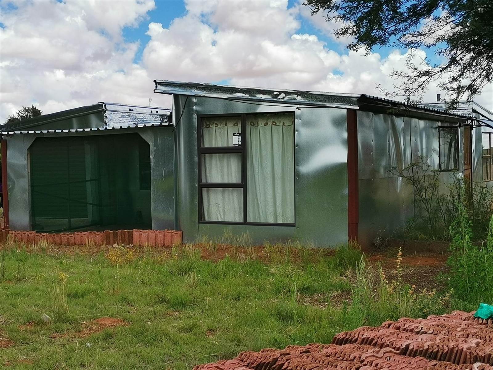 8.6 ha Smallholding in Bloemfontein photo number 2