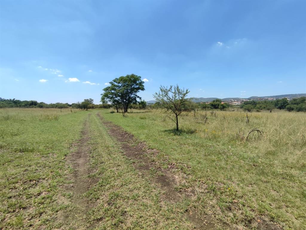 1323 m² Land available in Melodie photo number 13