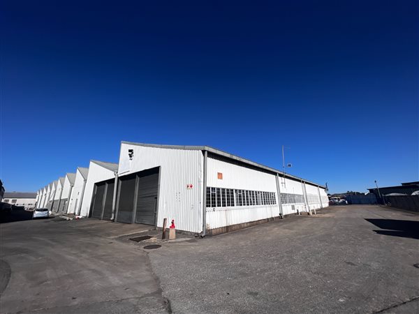 1 650  m² Industrial space