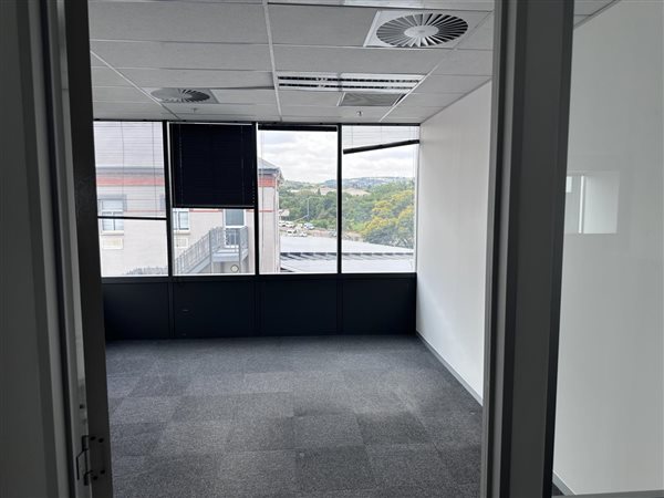 10292.5  m² Office Space in Menlyn