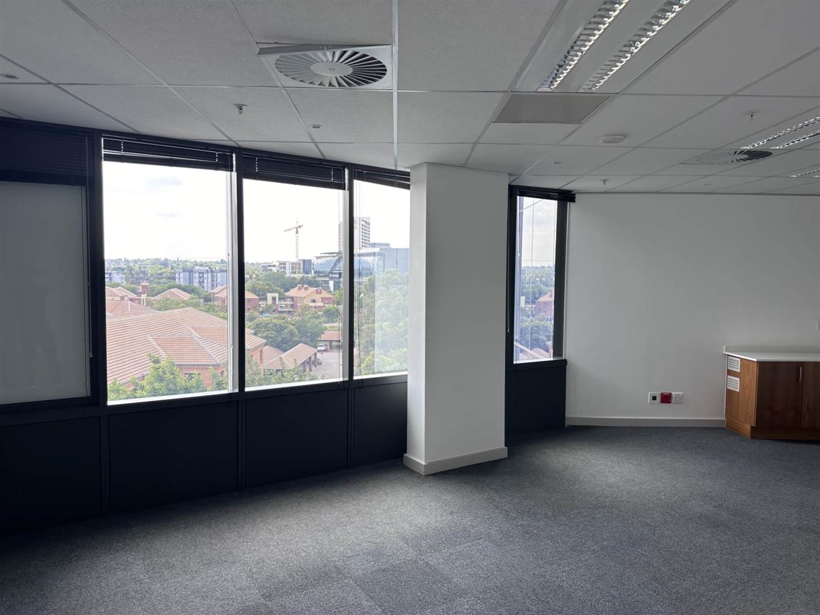10292.5  m² Office Space in Menlyn photo number 10