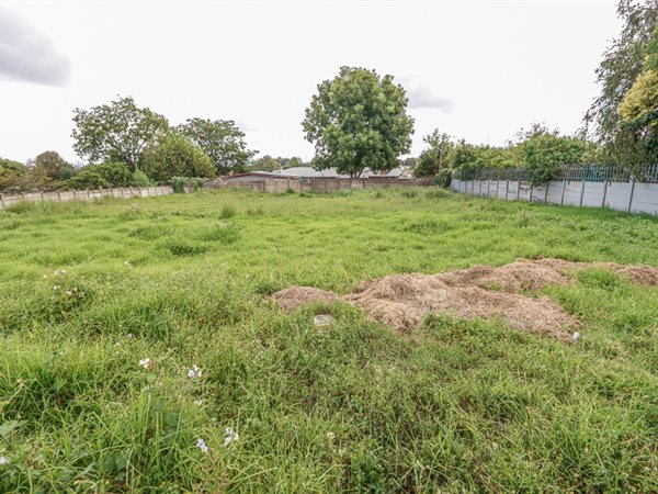 1405 m² Land available in Dannhauser