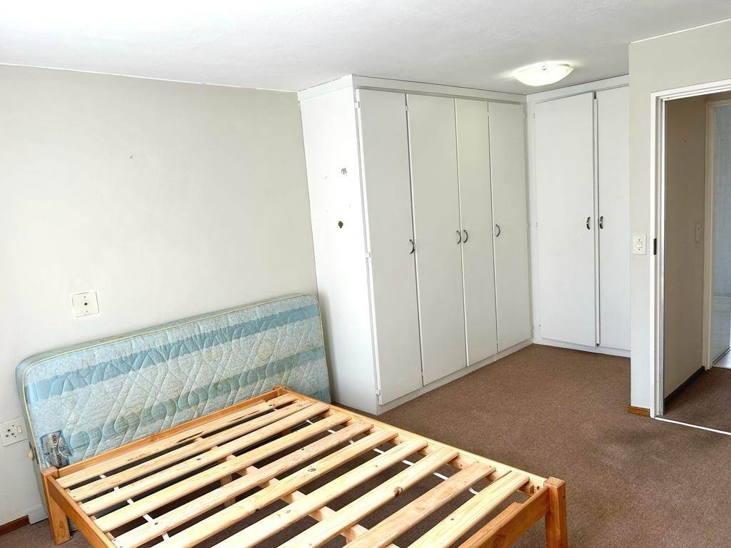 2 Bed Apartment in Lynnwood photo number 11