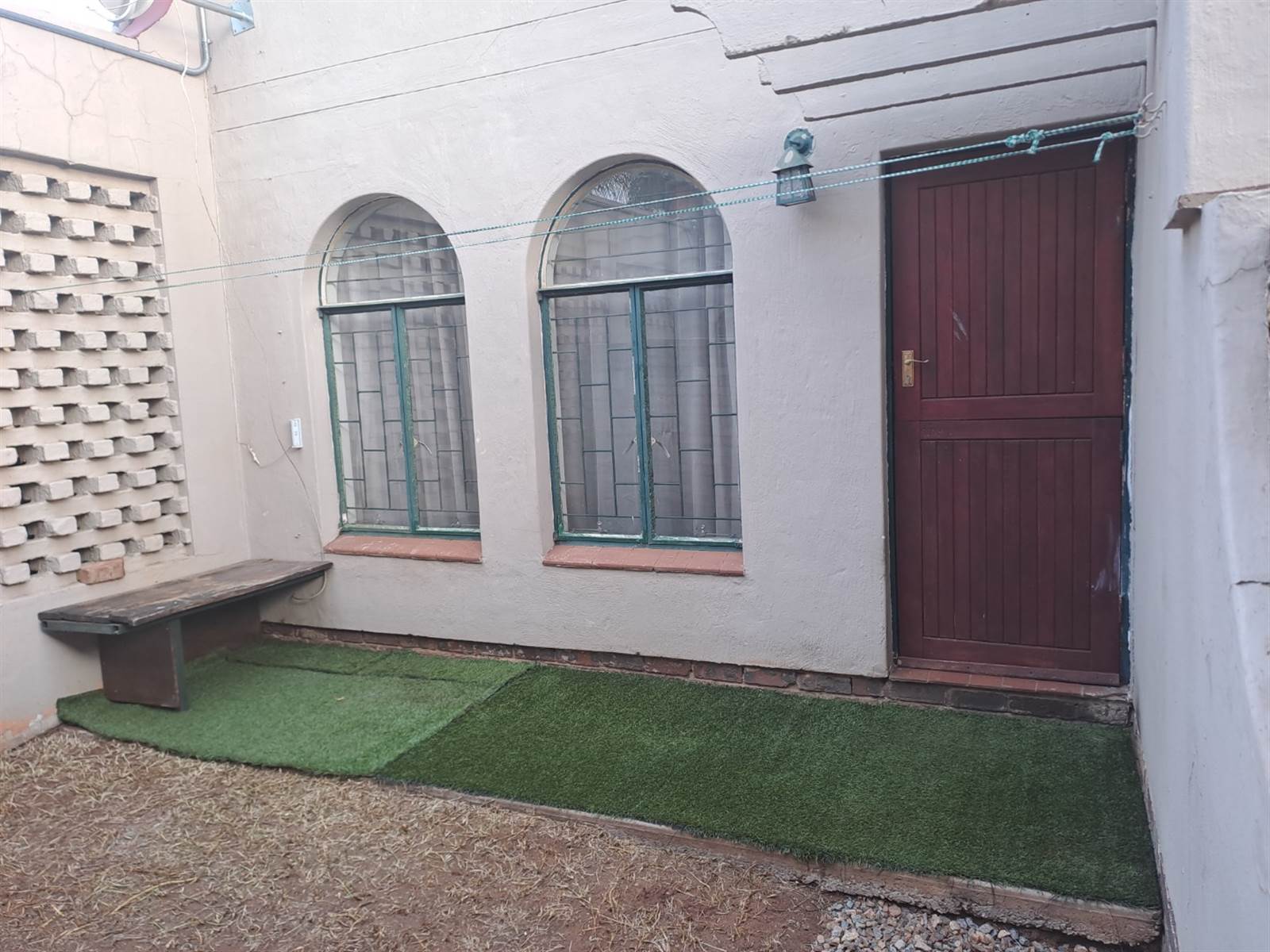 2 Bed Townhouse in Rietfontein photo number 15