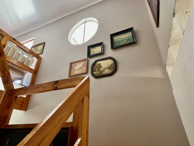 4 Bed House in Clarens photo number 14