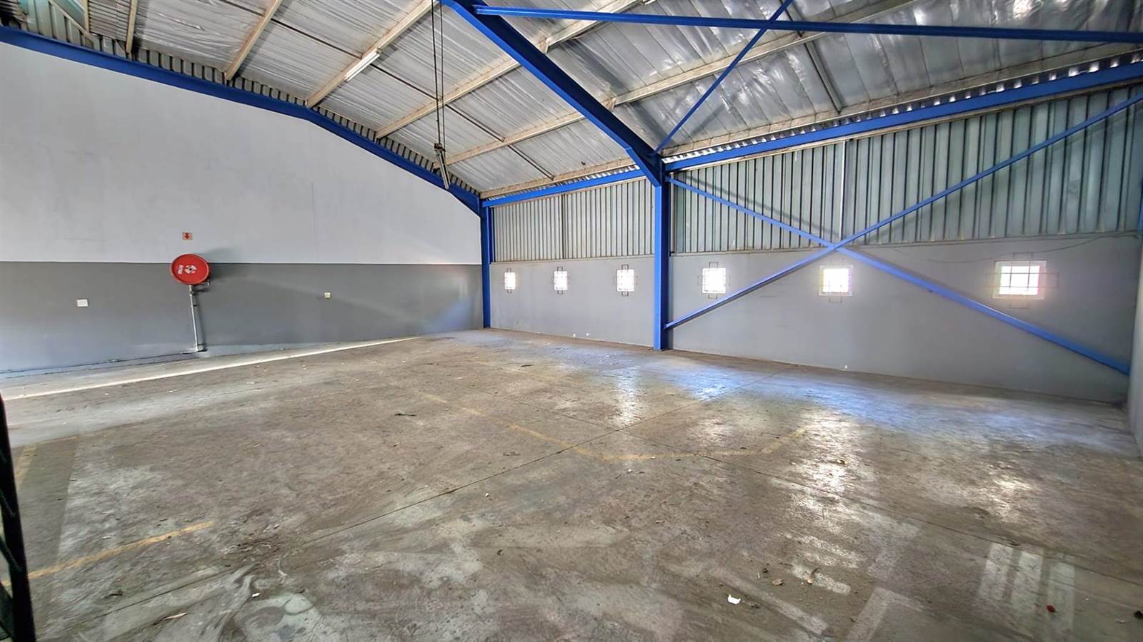 214  m² Industrial space in Briardene photo number 6