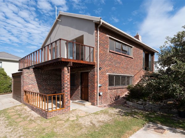 2 Bedroom House 2 Bedroom House