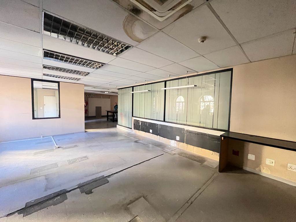 427  m² Commercial space in Fourways photo number 9