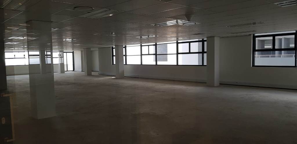 387  m² Office Space in Illovo photo number 6