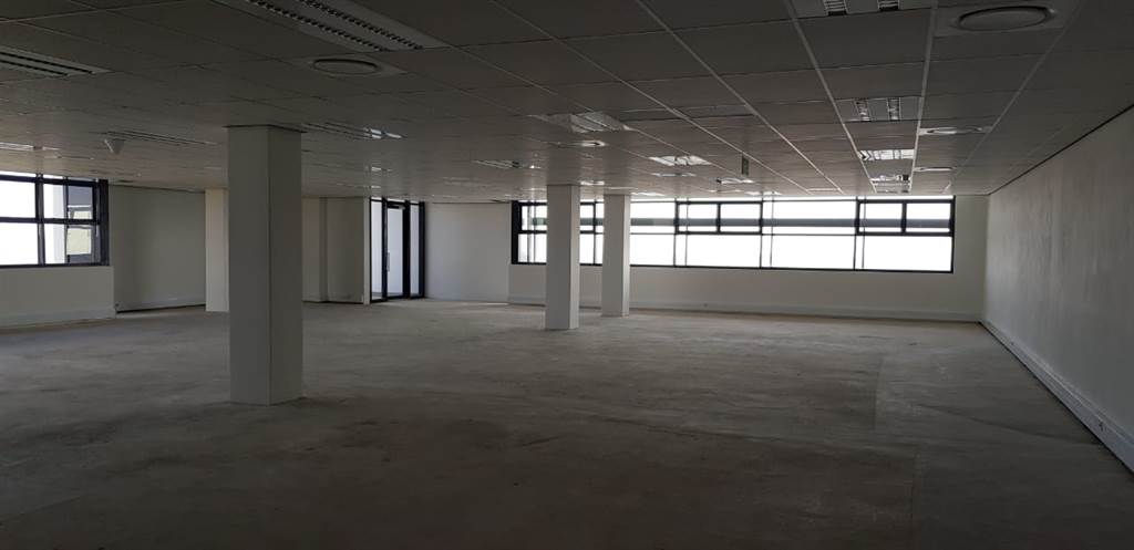 387  m² Office Space in Illovo photo number 7