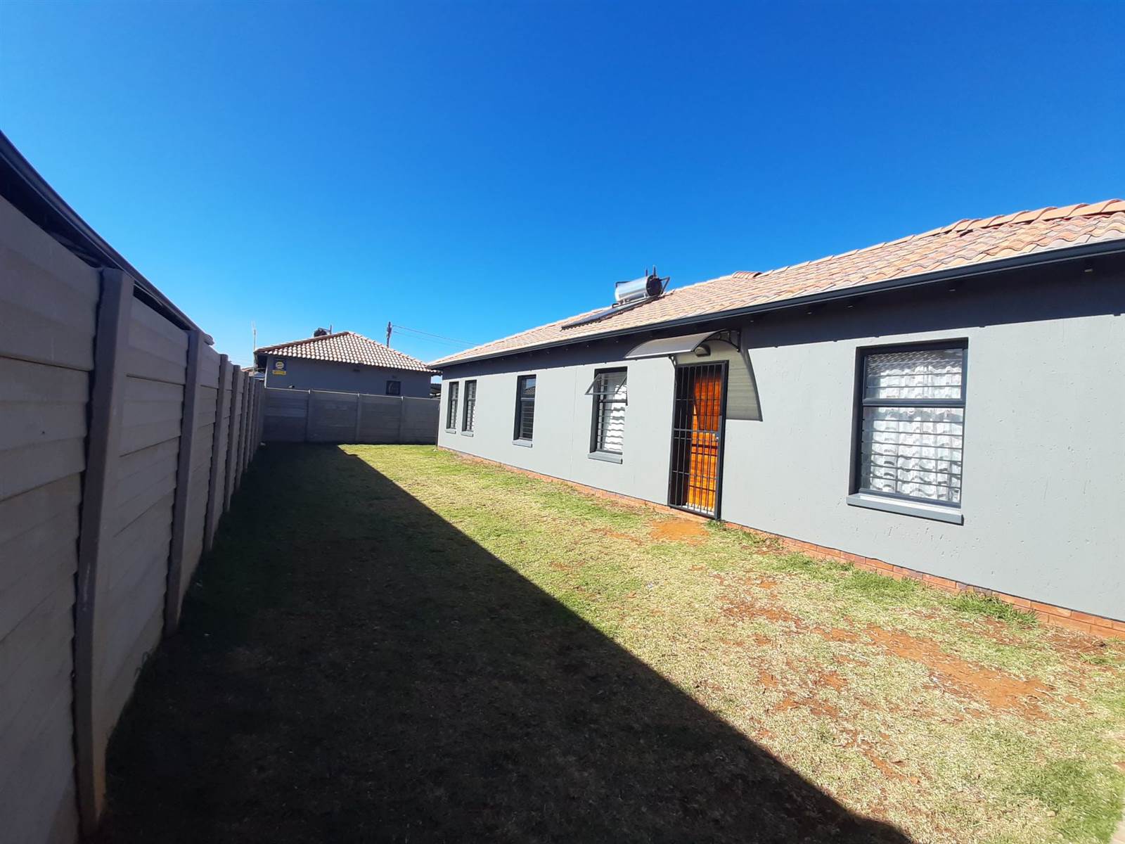 4 Bed House in Protea Glen photo number 18