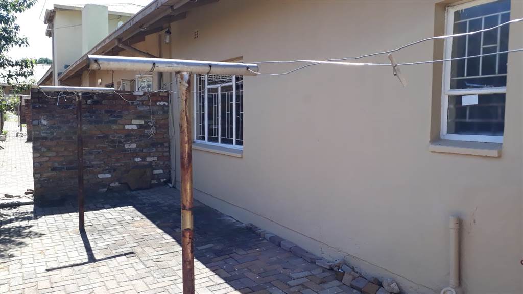 3 Bed Townhouse in Polokwane Central photo number 22