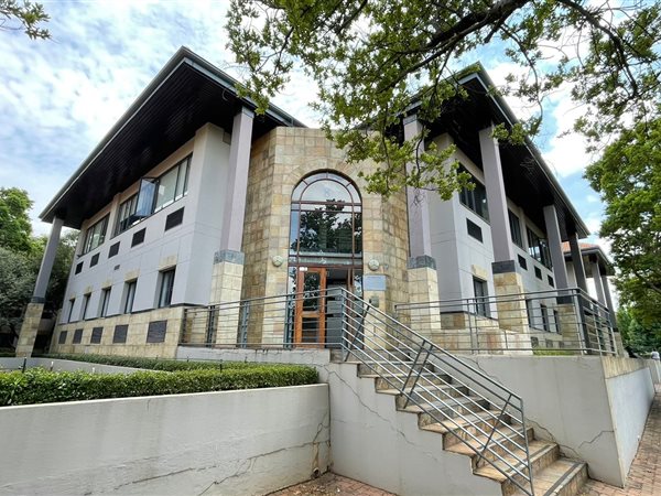 847  m² Commercial space in Highveld