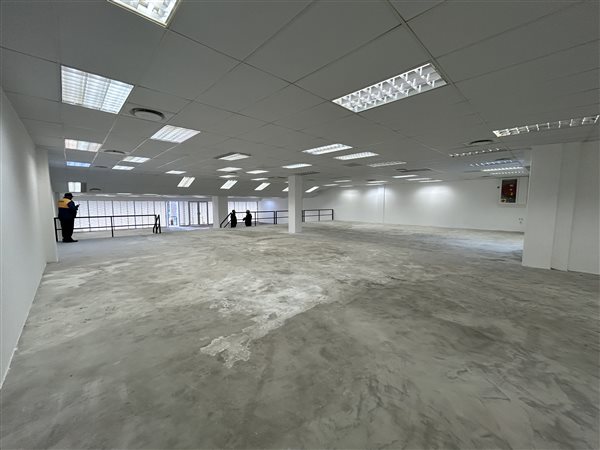 470  m² Commercial space