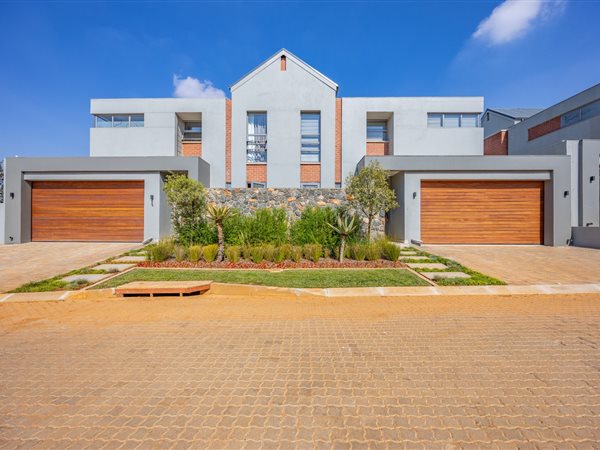 3 Bedroom House 3 Bedroom House
