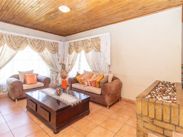 3 Bedroom House 3 Bedroom House