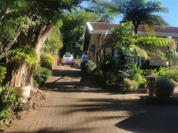 5 Bedroom House 5 Bedroom House