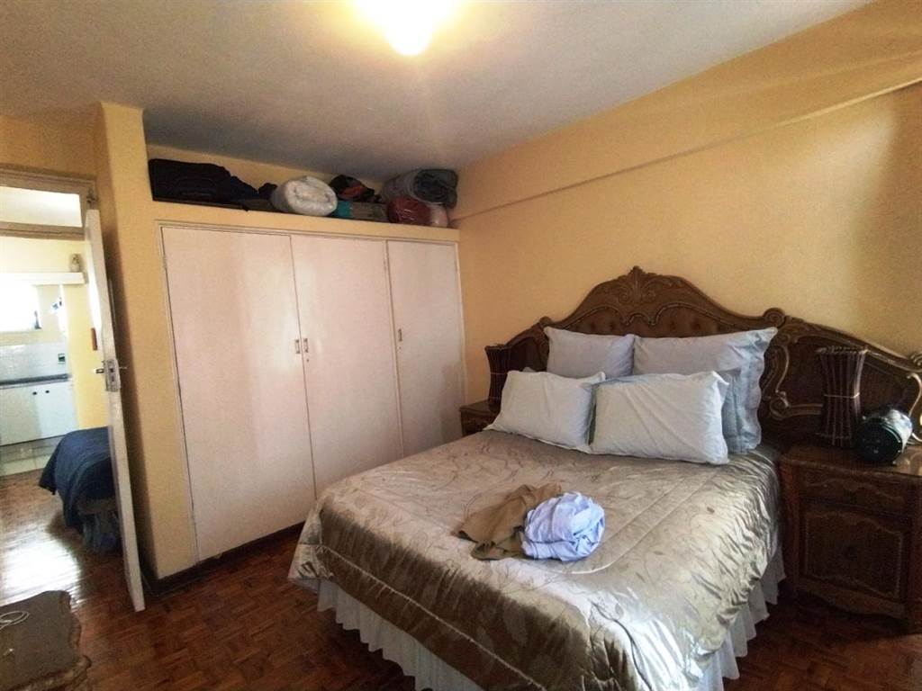 1 Bed Apartment in Durban CBD photo number 9
