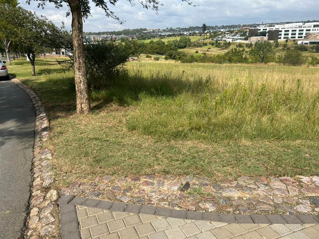1409 m² Land available in Waterfall Country Estate photo number 8