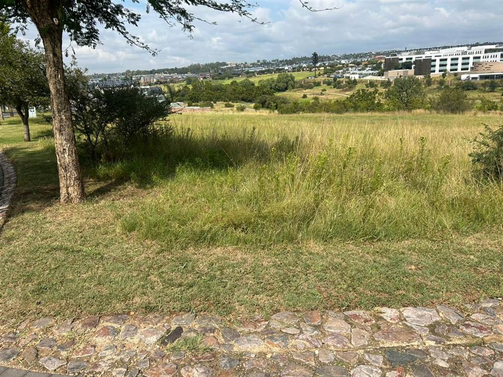 1409 m² Land available in Waterfall Country Estate photo number 6