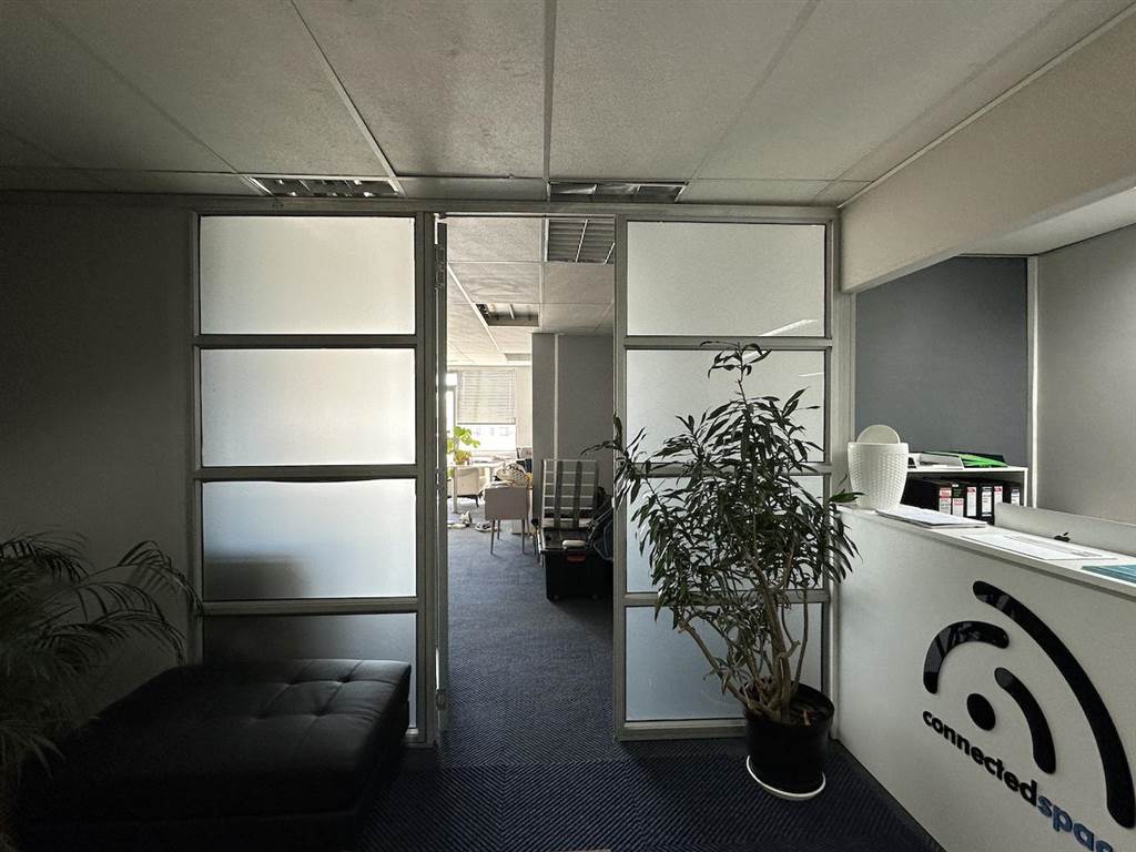 288  m² Commercial space in Sea Point photo number 5