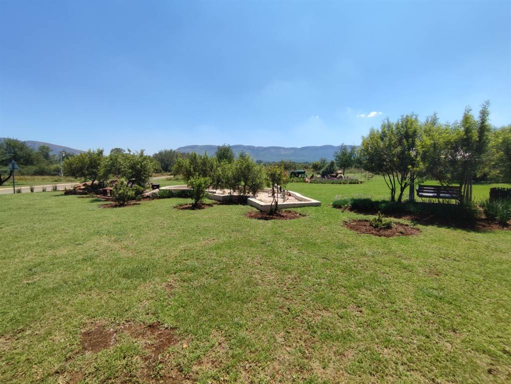 1433 m² Land available in Melodie photo number 9