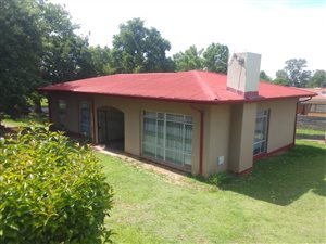 3 Bed House in Ncandu Park