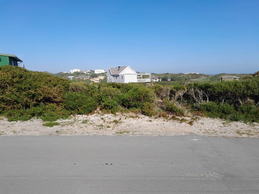 818 m² Land available in Pearly Beach photo number 8