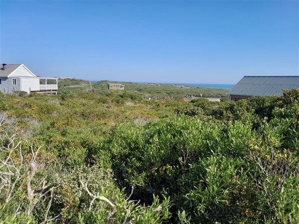 818 m² Land available in Pearly Beach
