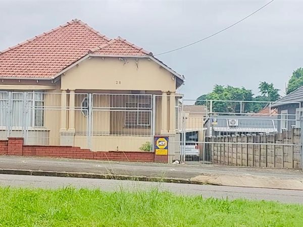 3 Bedroom House 3 Bedroom House