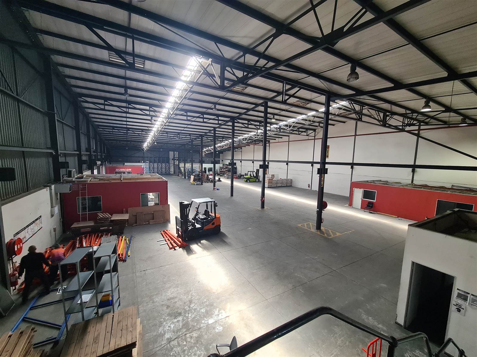 2020  m² Industrial space in Greenhills photo number 4