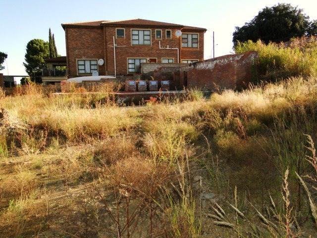 794 m² Land available in Uitsig photo number 4