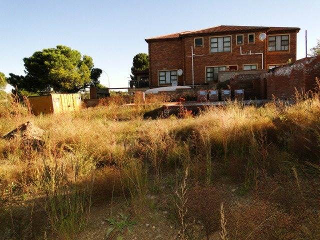 794 m² Land available in Uitsig photo number 1