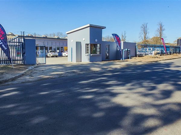 185 m² Industrial space 185 m² Industrial space