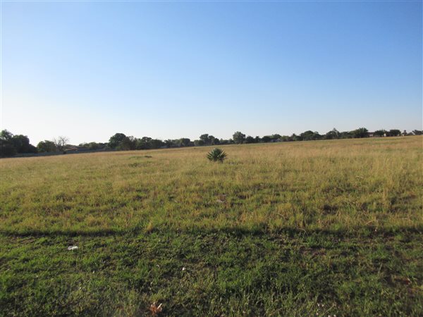 1386 m² Land available in Flamingo Park