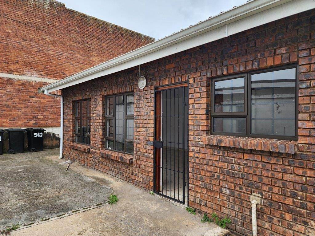 11 Bed House in Pietermaritzburg Central photo number 2