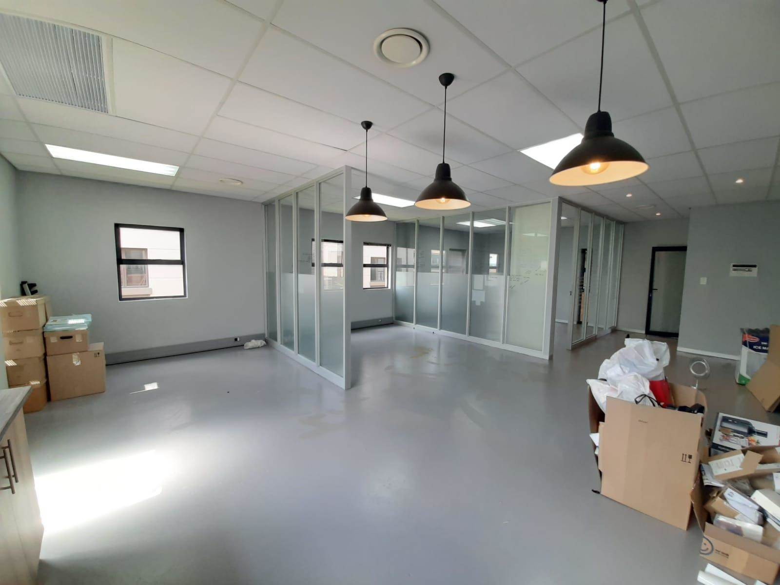 84  m² Commercial space in Silver Lakes photo number 6