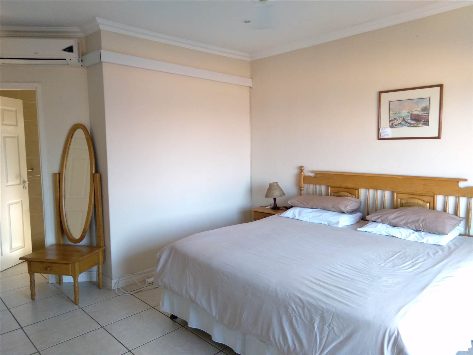 3 Bed Flat in Scottburgh Central photo number 17