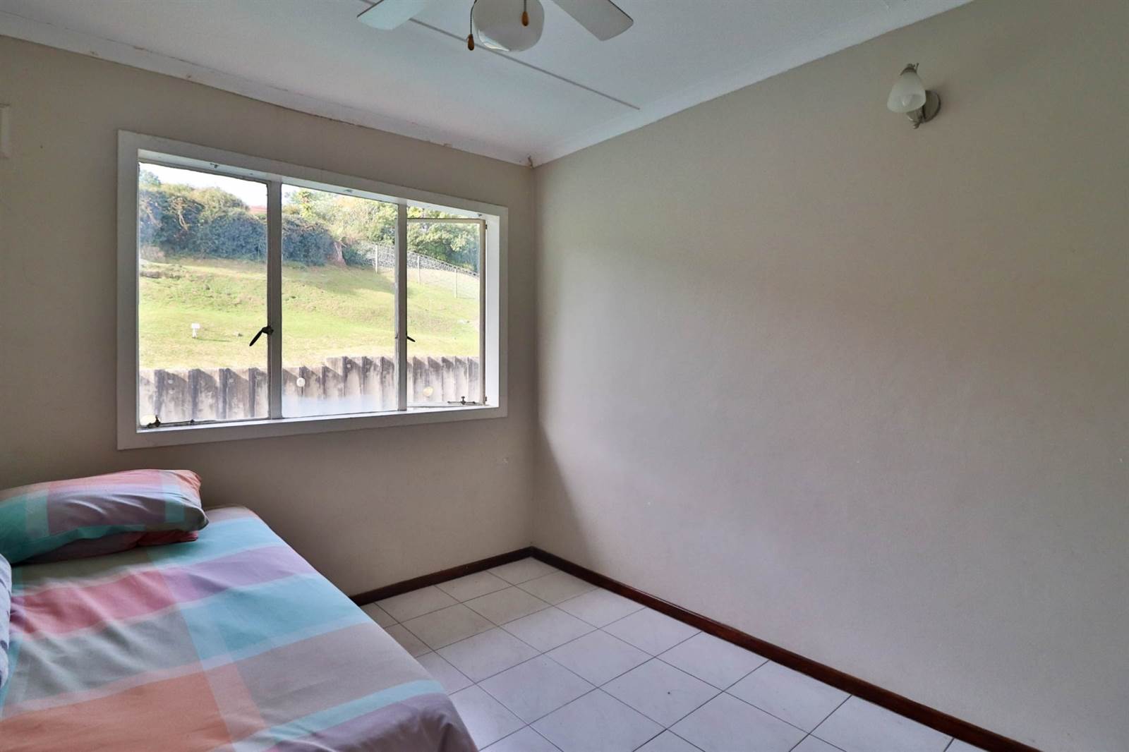 3 Bed Townhouse in Pinetown Central photo number 18