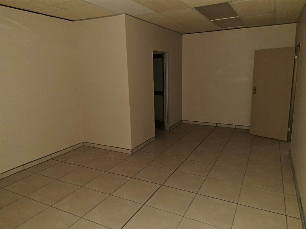 257  m² Office Space in Richards Bay Central photo number 10