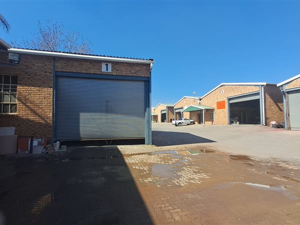 120 m² Commercial space 120 m² Commercial space