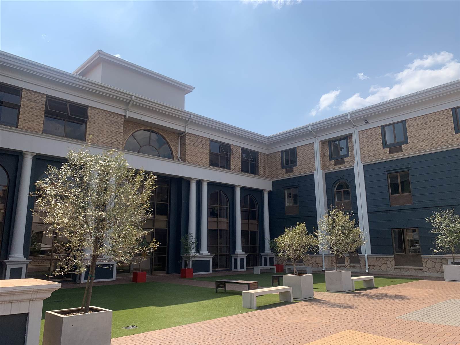 626  m² Commercial space in Rivonia photo number 1