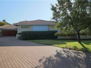 4 Bed House in Midlands Estate