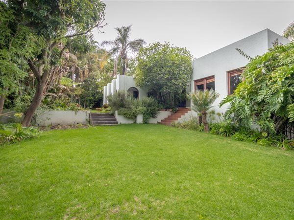 7 Bed House in Craighall Park
