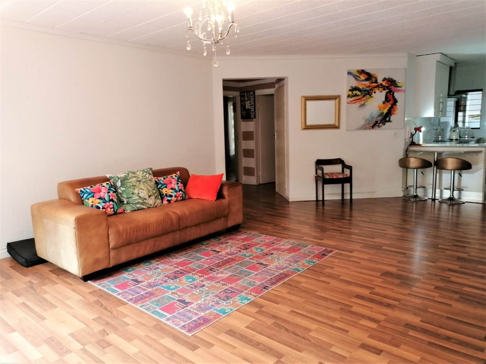 3 Bed Apartment in Craighall Park photo number 4