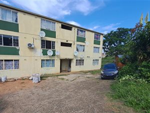 2 Bed Flat in Rainham