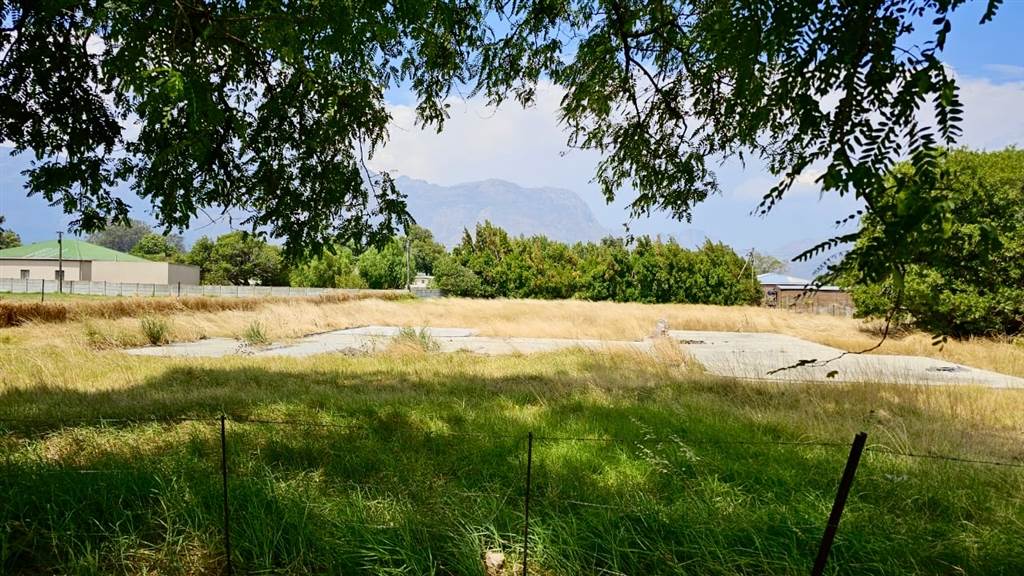 1784 m² Land available in Wolseley photo number 1