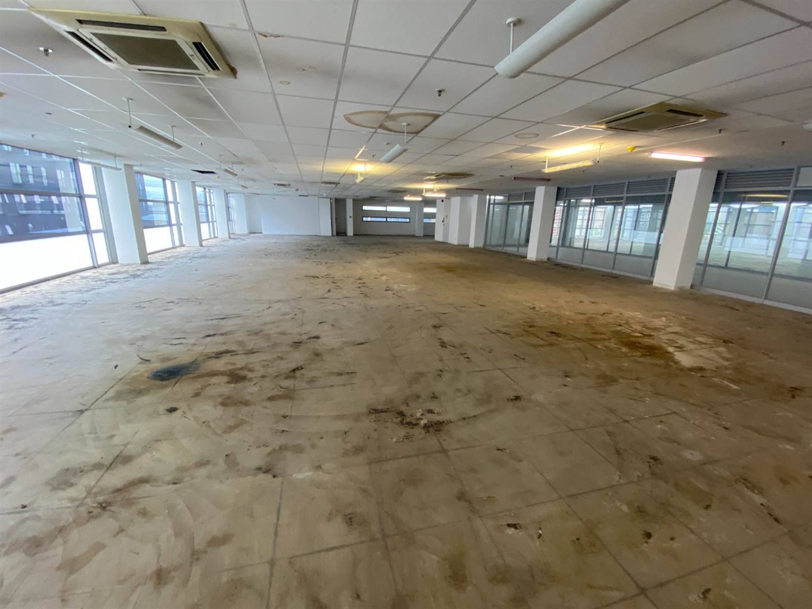 2000  m² Commercial space in Sandown photo number 10