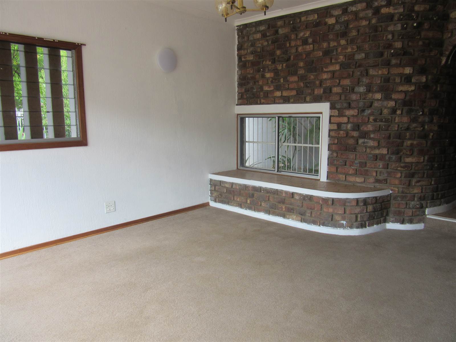 4 Bed House in Vryburg photo number 8